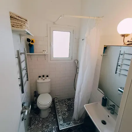 Ipsos Beach Apartment דירה איפסוס